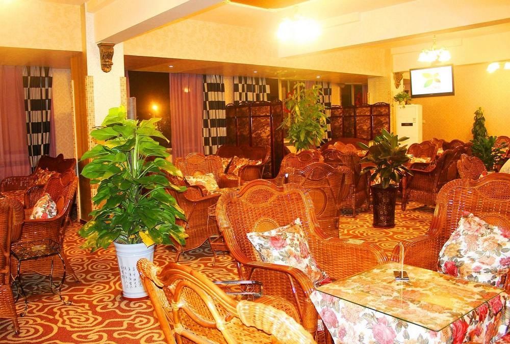 Chengdu Ronghome Hotel Exterior photo
